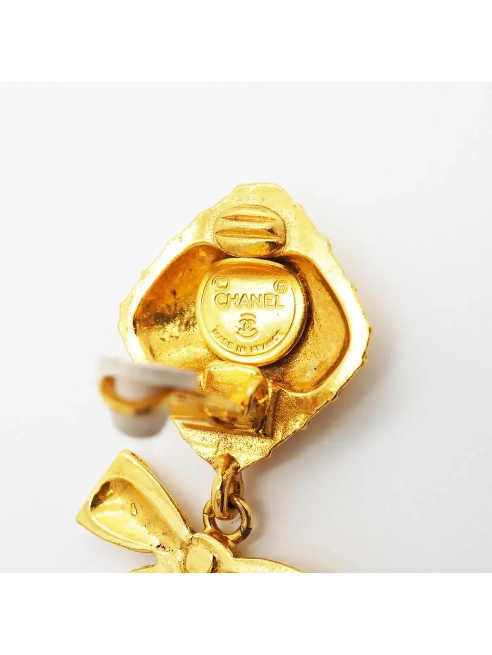 Chanel Earrings Gold-Tone Metal #327435C74B